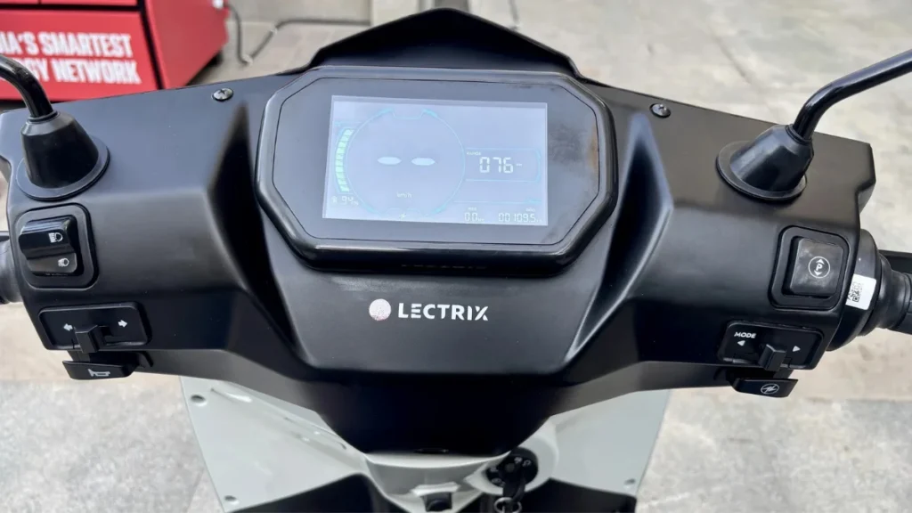 तहलका मचाने आ गया Lectrix NDURO, 3 सेकंड में पड़ती है 40KM का रफ्तार, सिर्फ ₹4,000 डाउनपेमेंट पर खरीदें प्रीमियम स्कूटर